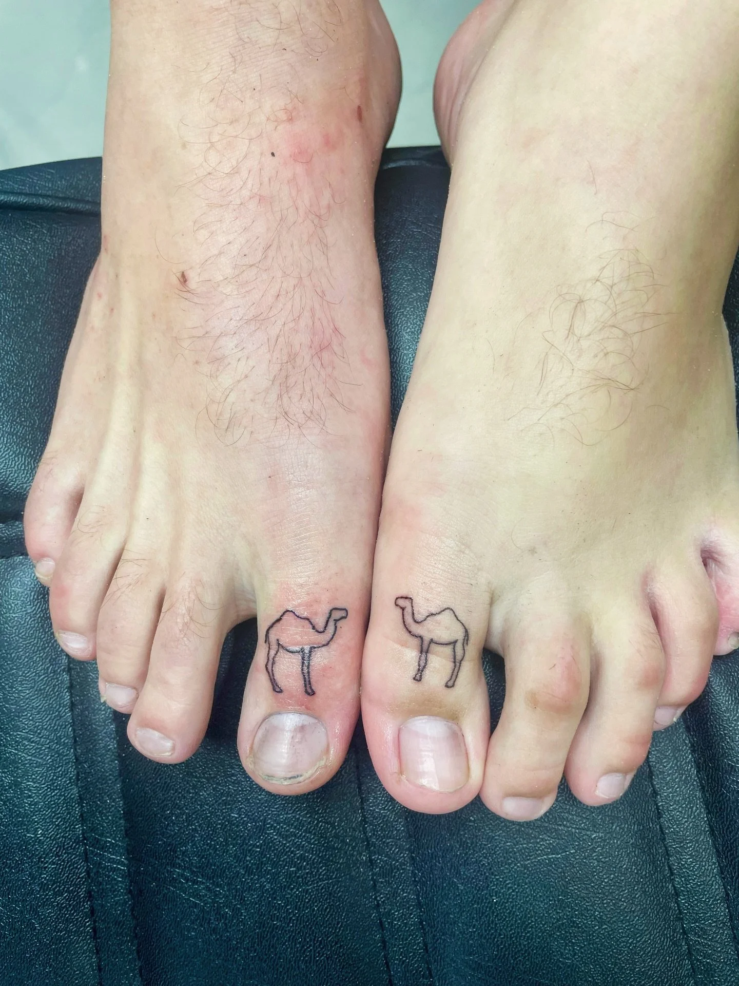 funny tattoos of the week 🙌🏻 #squiresink #goldcoast #surfersparadise