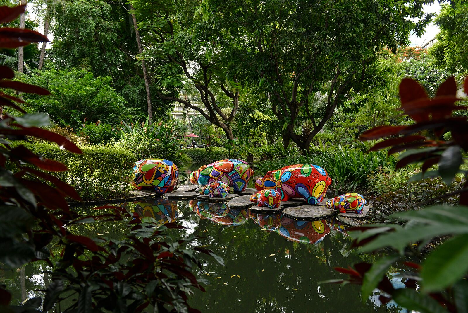 Hippop Art Artheline Pop art hippo sculpture Bangkok hotel