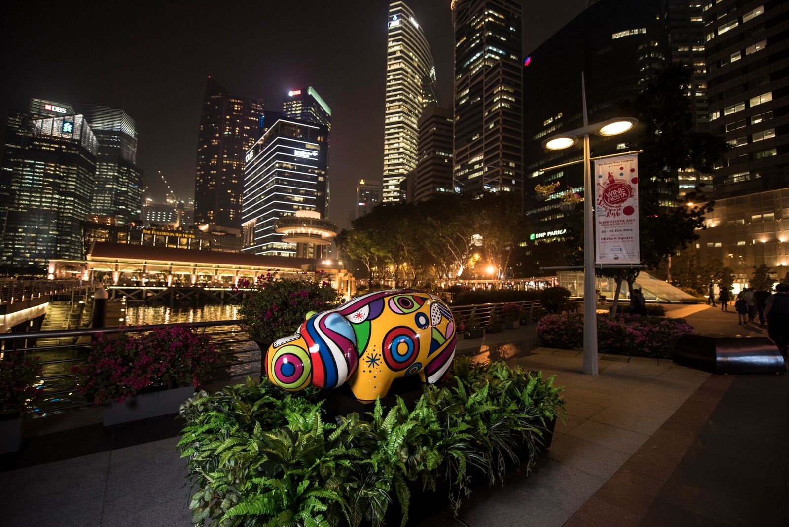 Hippop'Art Artheline Nazare-Aga Pop art Hippo sculpture Singapore Outdoor Night