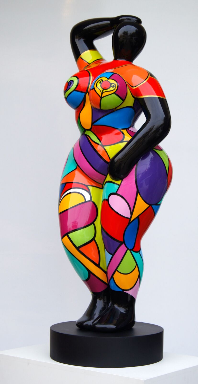 Ballerina Artheline Nazare-Aga Pop art Sculpture low stand