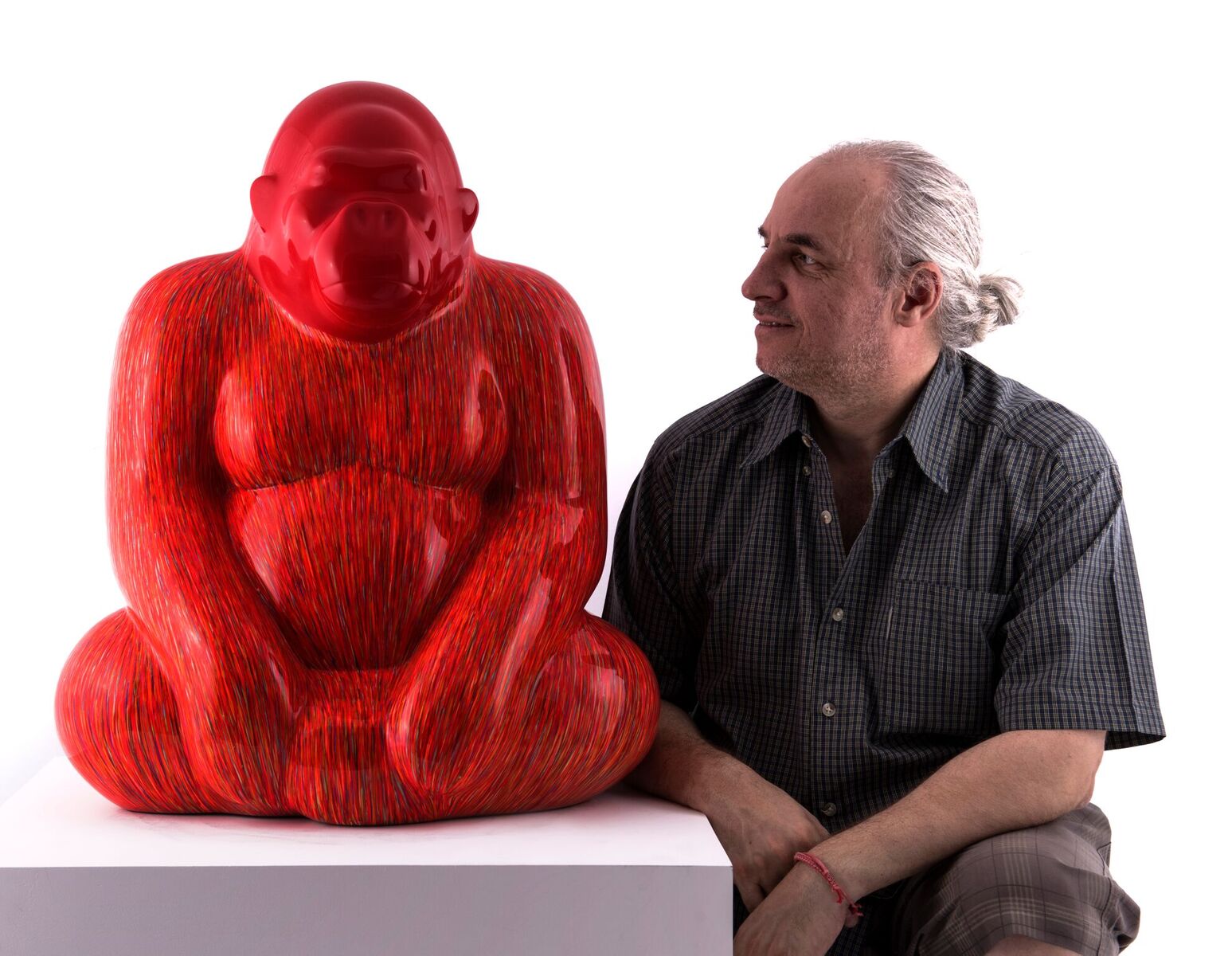 Goril'Pop Artheline with Arnaud Nazare-Aga Pop art Gorilla Sculpture