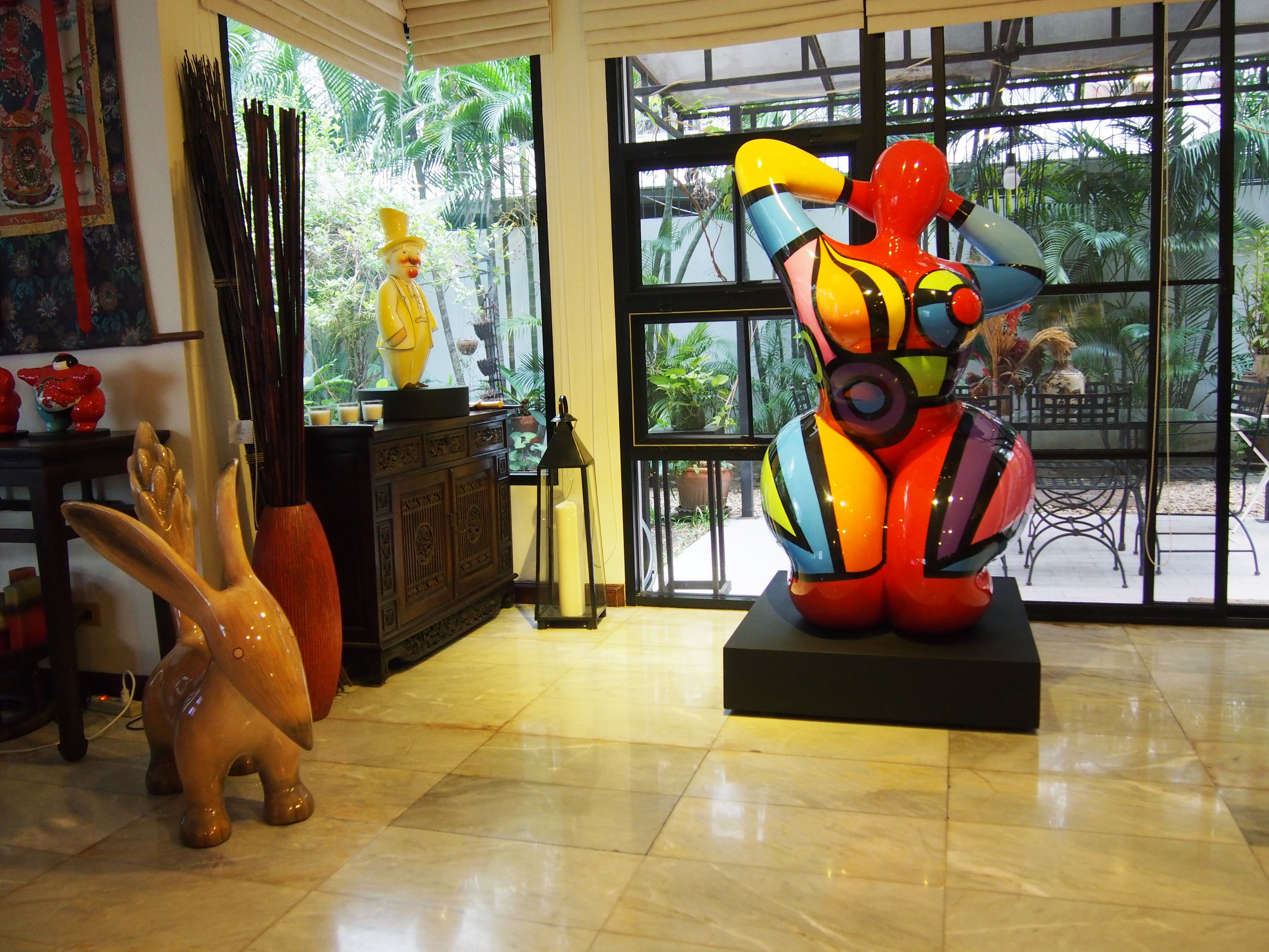 Venus &amp; Fox Artheline Nazare-Aga Pop art Sculpture Singapore