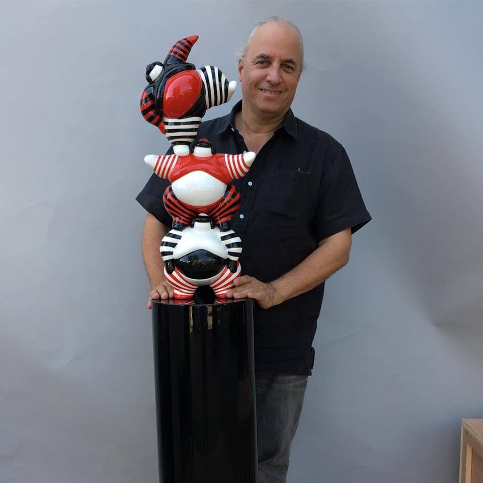 Sumo Totem XS with artist Arnaud Nazare-Aga