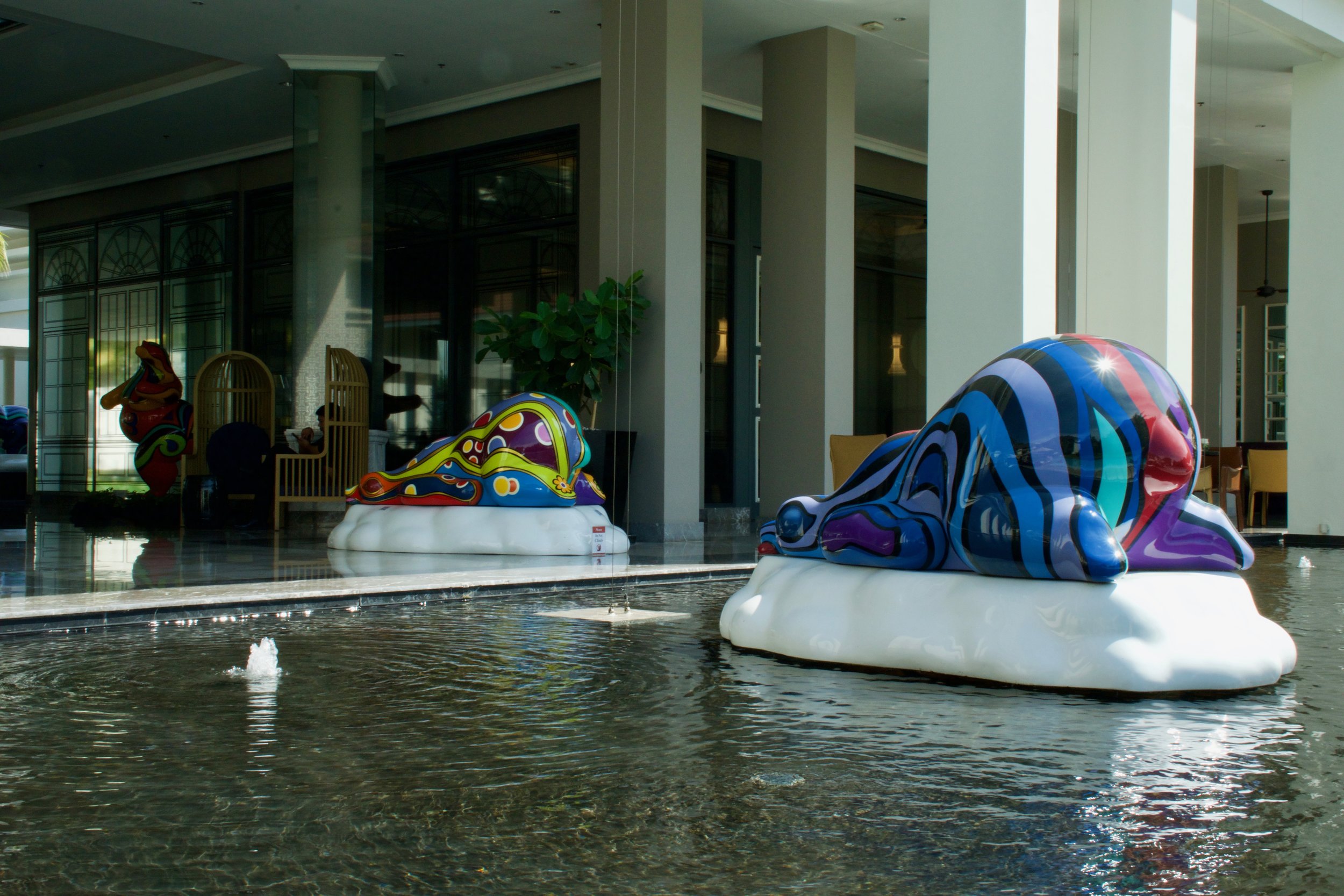 Lazy Bear artist Arnaud Nazare-Aga Pop art Polar bear sculpture Hotel U-Sathorn