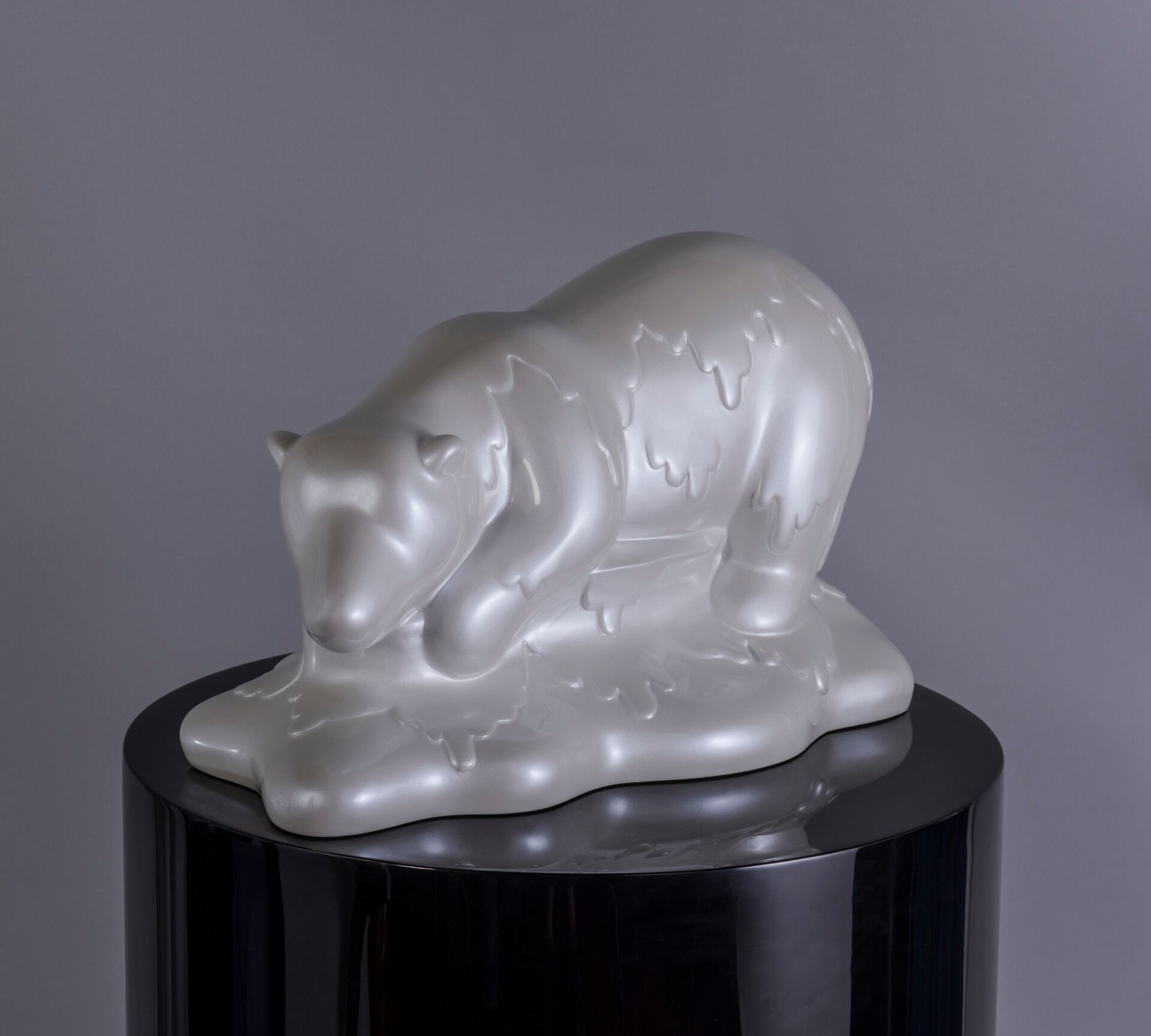 Fake The Climate Nazare-Aga Pop Art Polar Bear sculpture White Pearl 01