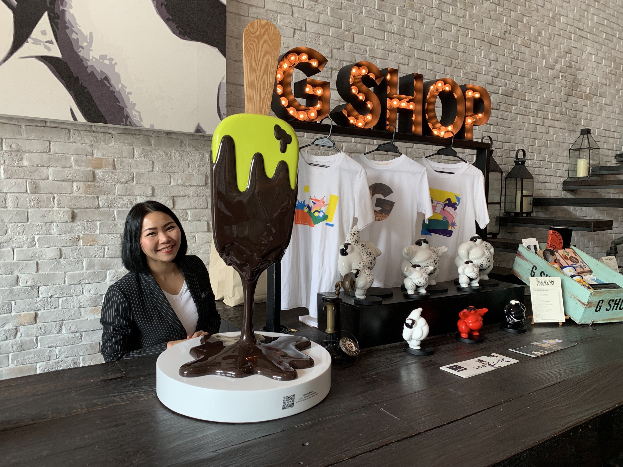 Pistachio chocolate ice cream pop art sculpture