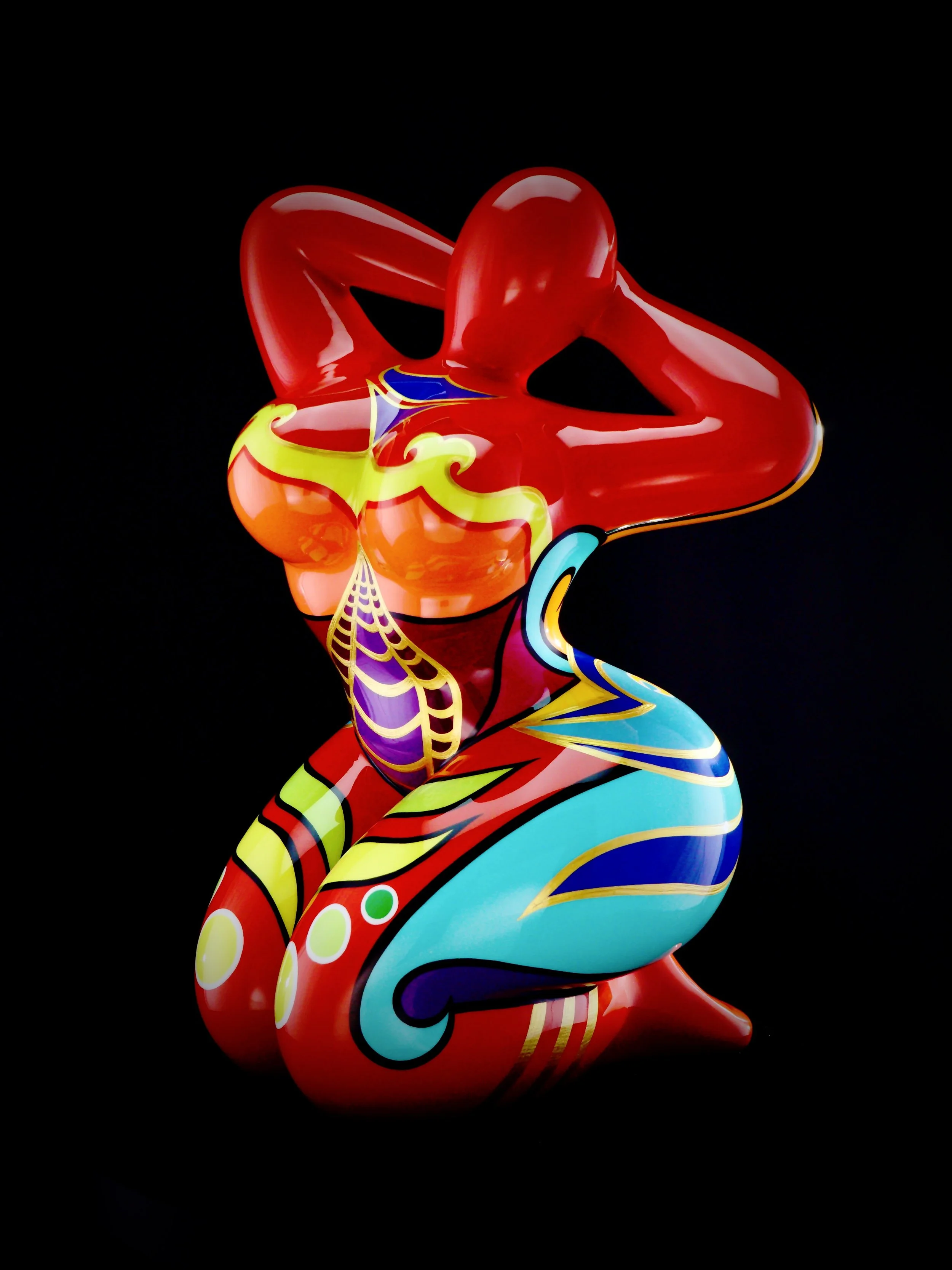 Colorful and playful pop art sculpture by French artist Arnaud Nazare-Aga of a beautiful curvy woman, a Venus, a celebration of feminity and Women. Handmade in resin and fiberglass, hand painted with 6 layers of acrylic and 8 layers of lacquer