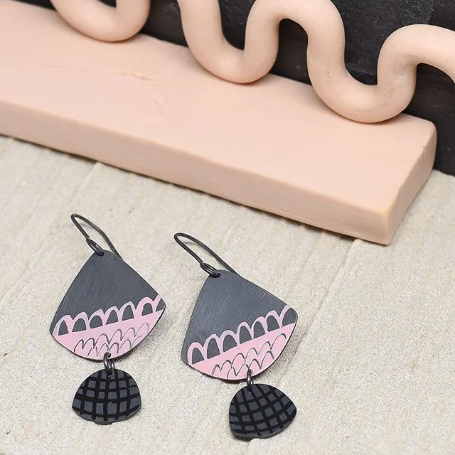 Xmas orders&mdash; you have until Monday the 9th to place your orders. This gives me enough time to make your piece and have it to you in time for Xmas day. Get organised and start ticking off your list.
P.S. I&rsquo;m going to have a quick sale over