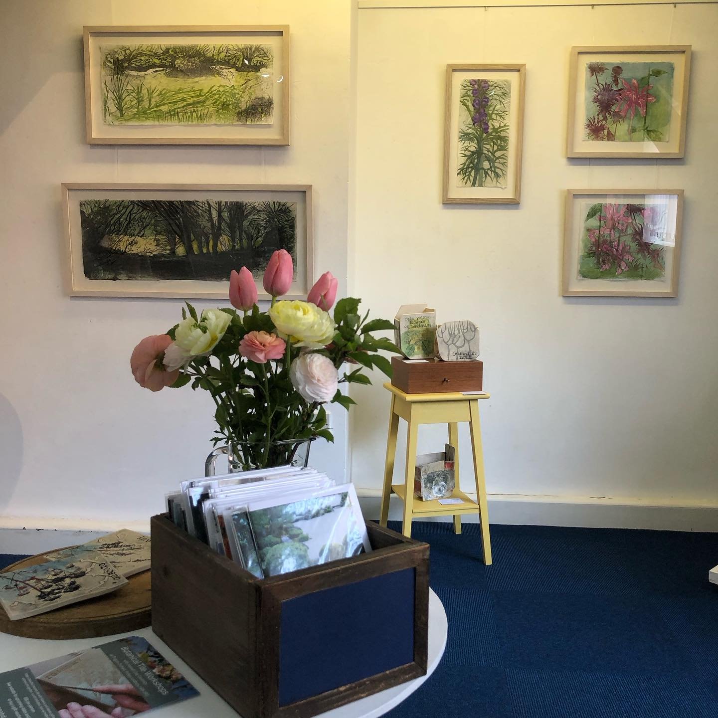 Enjoying welcoming visitors at Weavers Gallery, Church St, Ledbury - 6 local women artists showing their work for a week. Do call by! We&rsquo;re open 10-4 every day til next Sunday @creativebreakshfds #womenartist #ledbury #