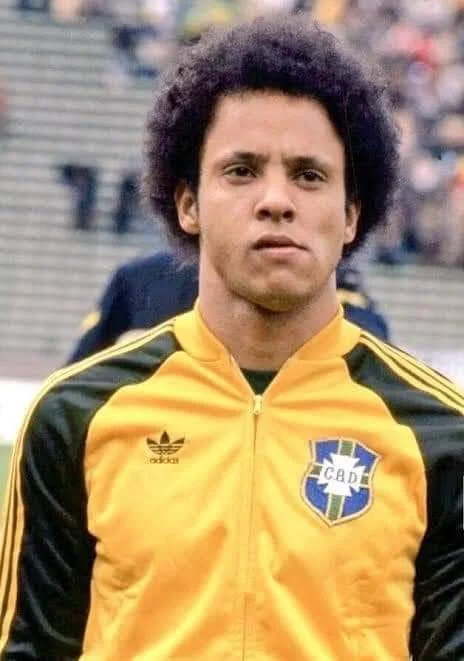 Futebolítico #8 - Reinaldo, um golo contra a ditadura