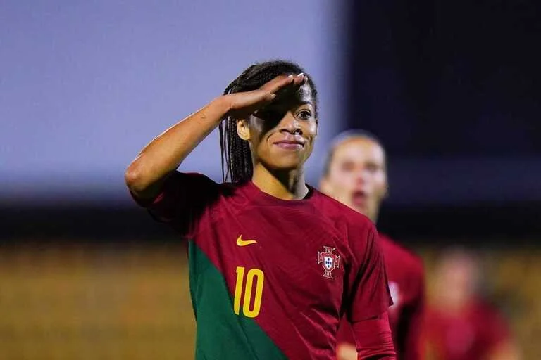 [Desconto de Tempo] - Futebol: conseguirá Portugal apurar-se para o Mundial?