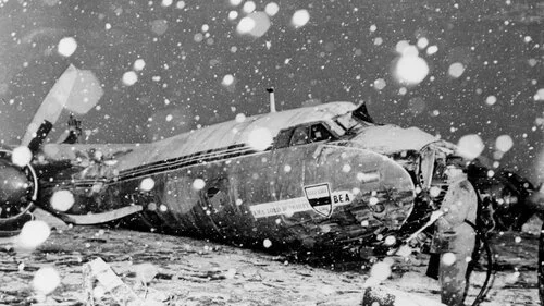 Mayday Monday #2 - Busby Babes