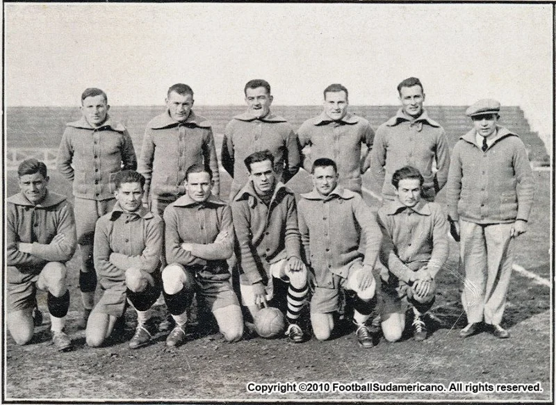 Futebolítico #11 - O rei da Roménia não roeu a corda