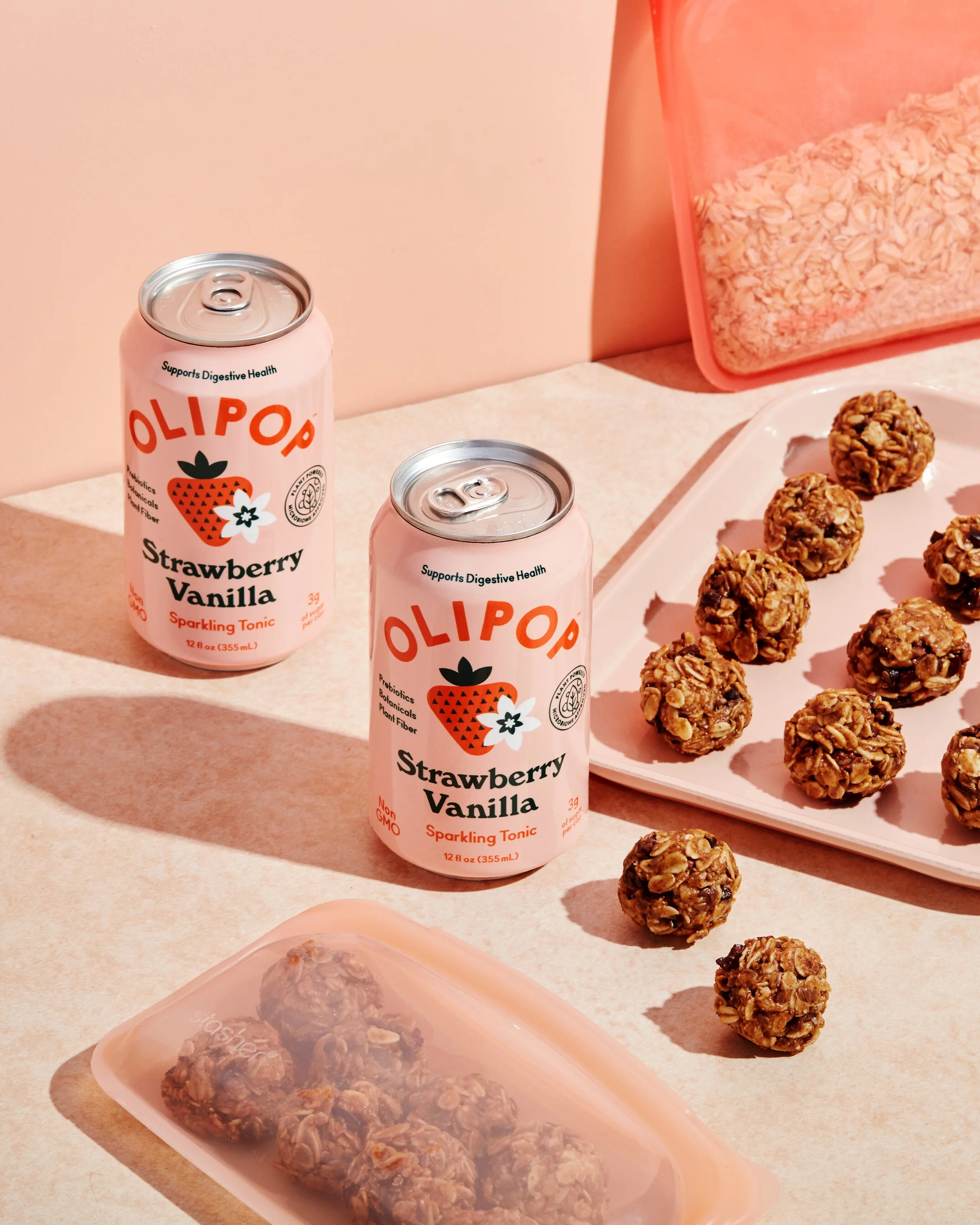 Olipop_StrawberryVanilla_1_A_High Res.jpg