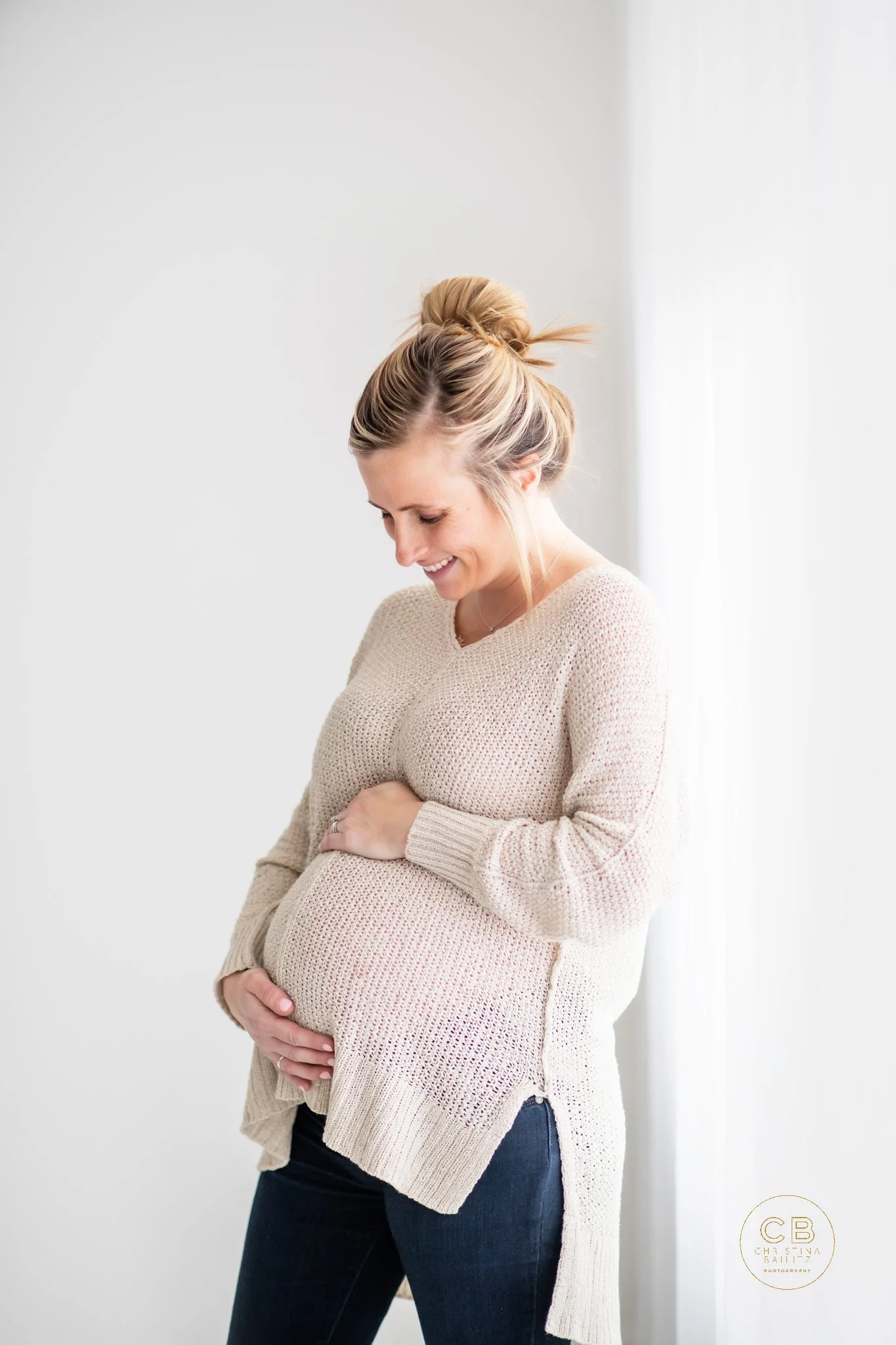 casual baby bump pictures - orland park photographer.jpg