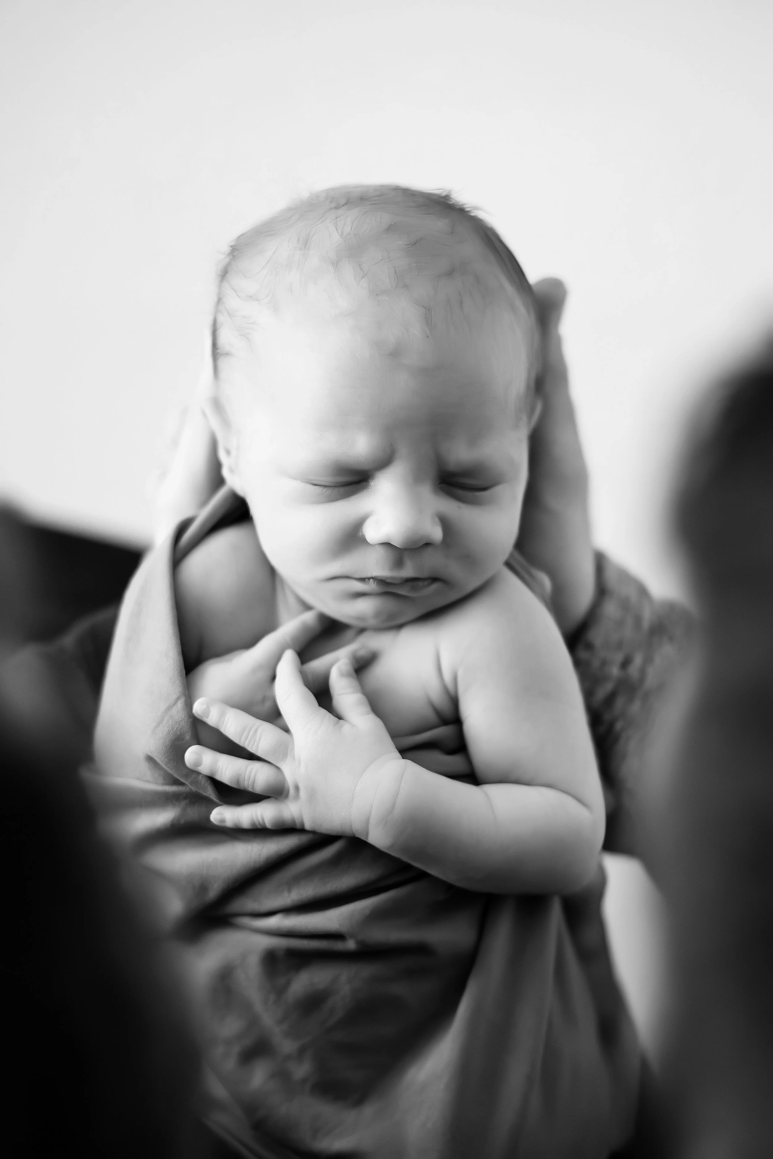 black and white lifestyle newborn photography 