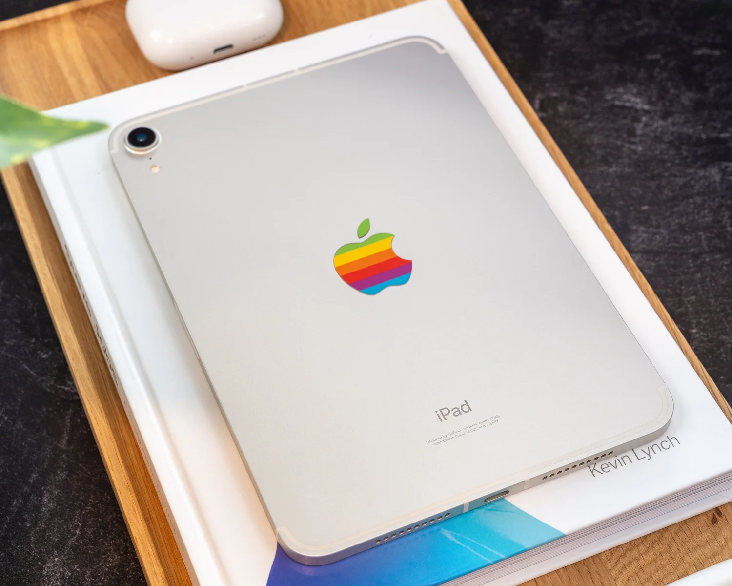 Apple Retro Logo Wise Apple Vintage