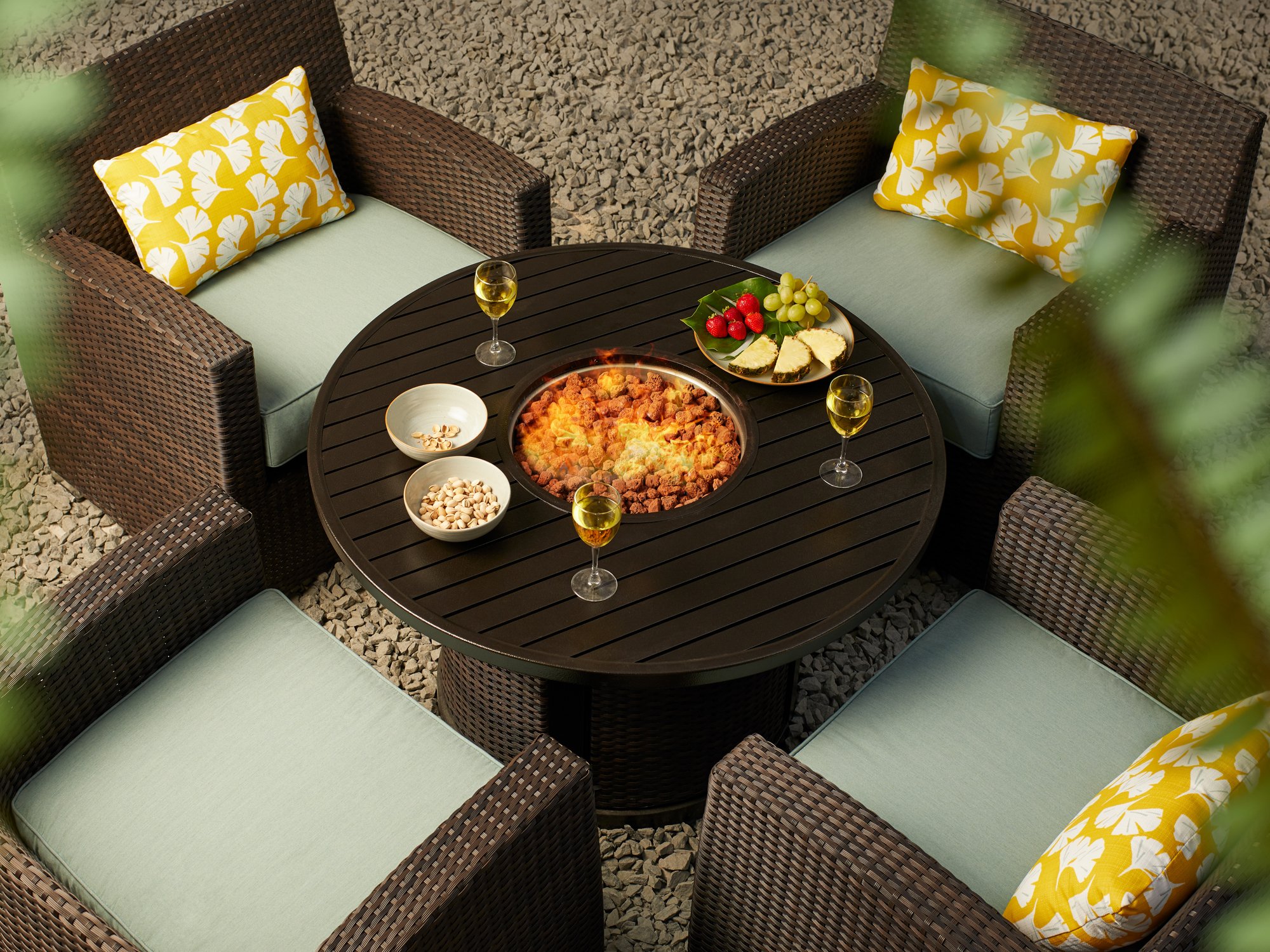 181130 Outdoor CAT_Firepit_0092.jpg