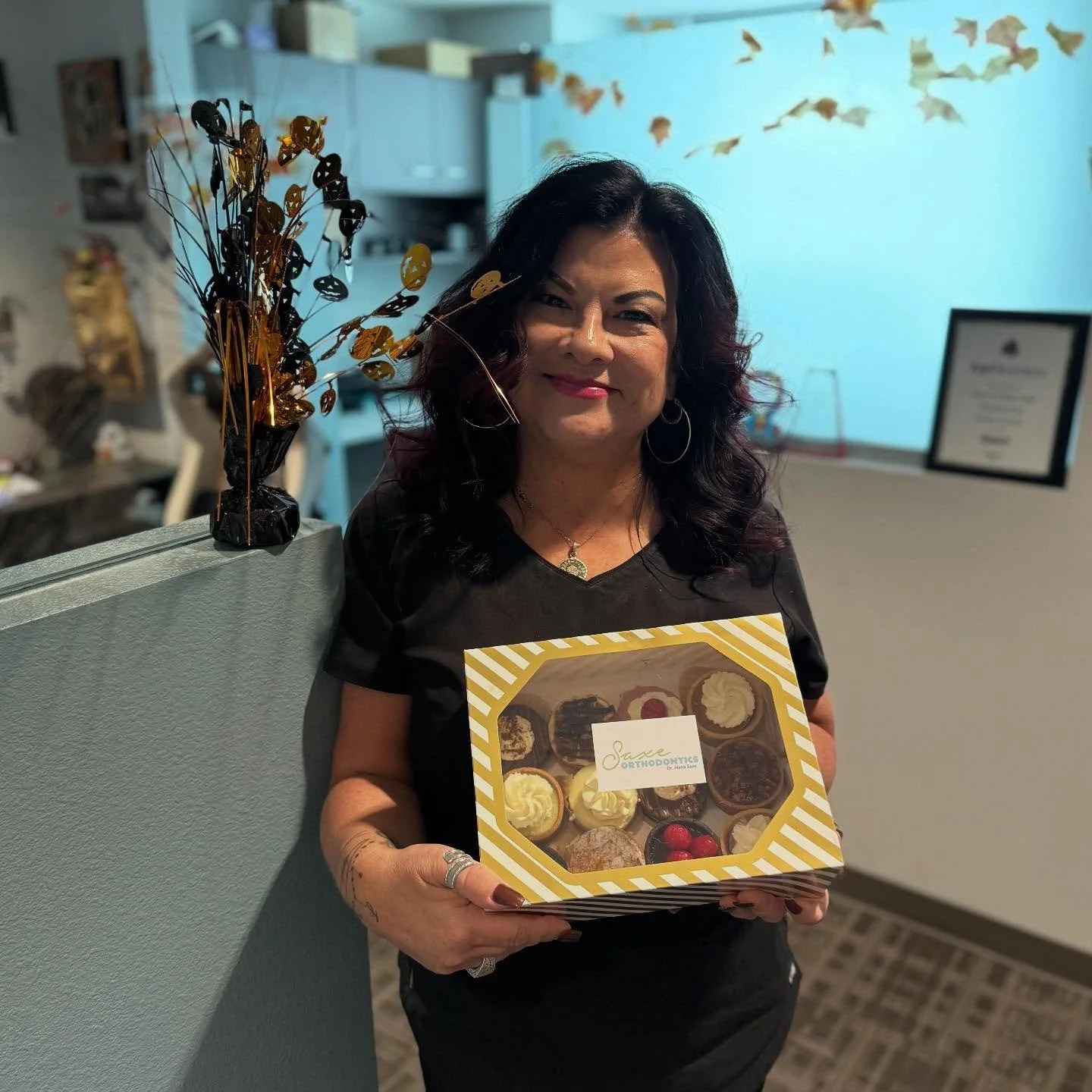 Our team was all smiles thanks to the sweet surprise from Saxe Orthodontics! Thank you for thinking of us! 💙😁

#HealthySmiles #ThankYou #DentalTeamLove #SweetSurprise #SummerlinPediatricDentistr