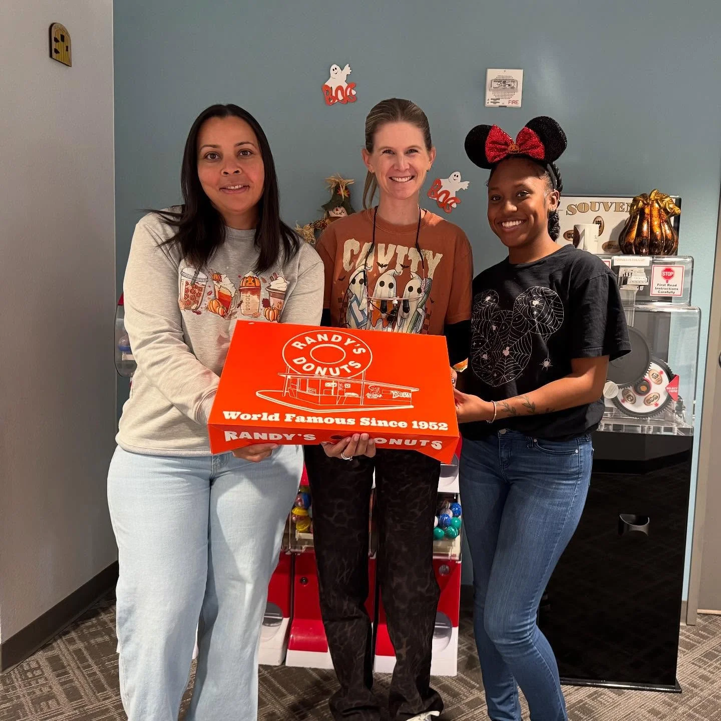Dr. Row knows how to make Thursdays a little sweeter! 💕🍪
Thanks for treating the team to some yummy goodies &mdash; just one more reason we love being part of this amazing pediatric dentistry family! 😋🦷✨

#ThankYou #PediatricCare #DentistFamily #