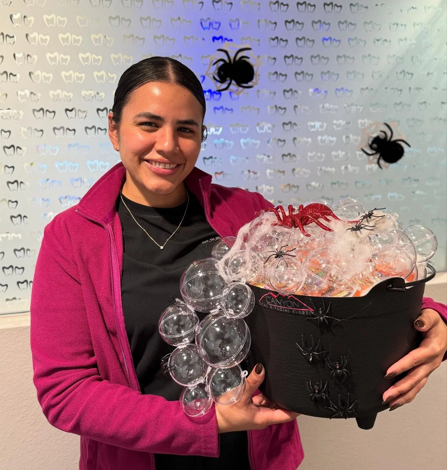 🦷💙 A big THANK YOU to our friends at Canyon Oral &amp; Facial Surgery for the delicious treat! You sure know how to make our day a little sweeter! 🍪😋

#ThankYou #DentalCommunity #PediatricDentistry