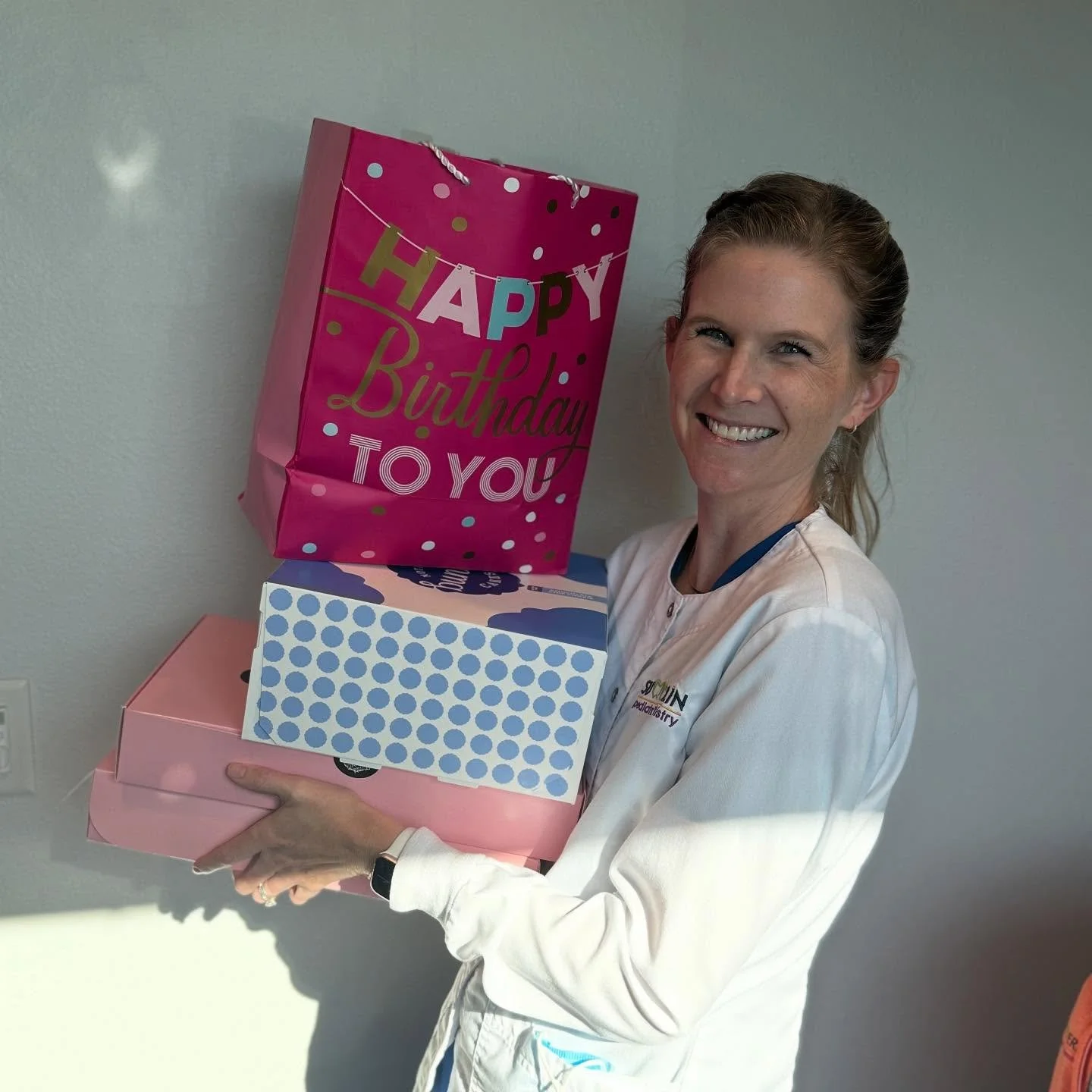 It&rsquo;s smiles all around because it&rsquo;s Dr. Row&rsquo;s birthday! 🎉

Thank you for keeping our tiny teeth healthy and our little patients smiling bright! 💙

Drop a 🎂 in the comments to help us celebrate the best tooth fairy in town! 🧚&zwj