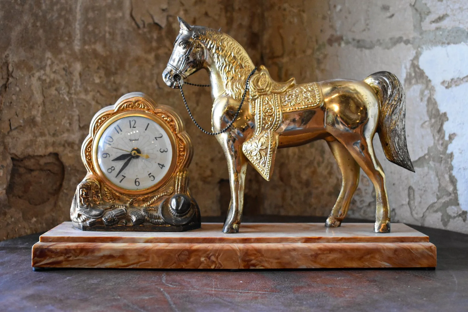 Vintage Western Horse Mantel Clock