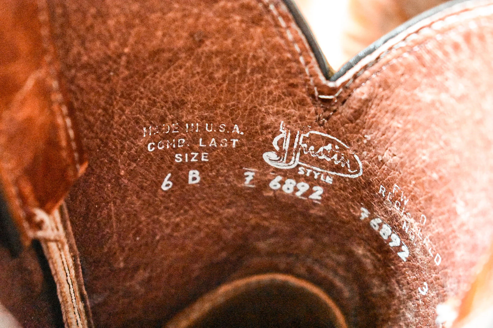 93D9572B-E19D-4AE9-8ABA-AAB932F4D843