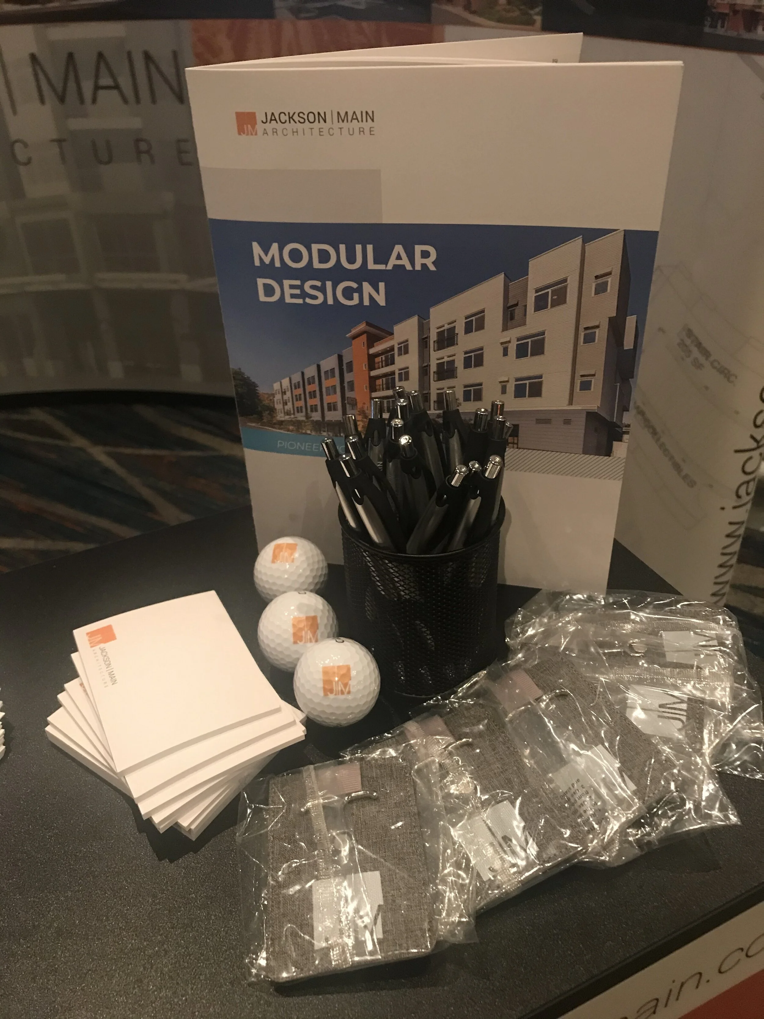 JMA Displays Modular Work in Orlando