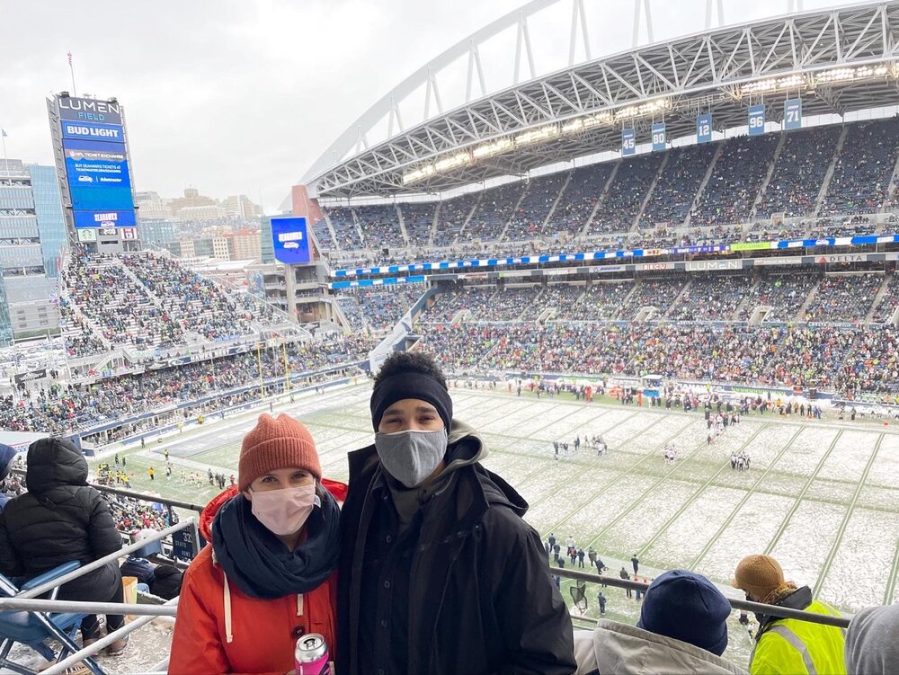  Designer Lara Barnes braced the snow with her husband for their first Seattle Seahawks game.  