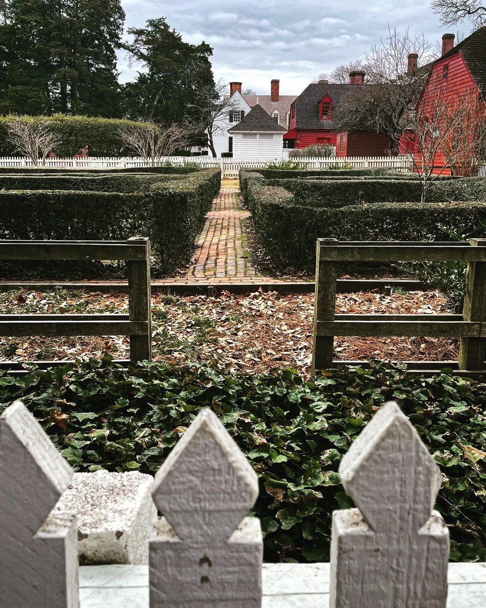  Designer James Amaya stopped in historic Williamsburg, Virginia while visiting family on the East Coast.  