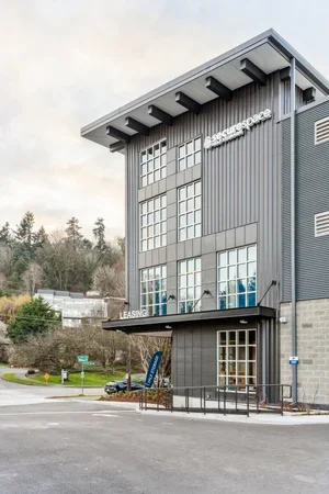 Harbor+Avenue+Self-Storage+-+21024_9.webp