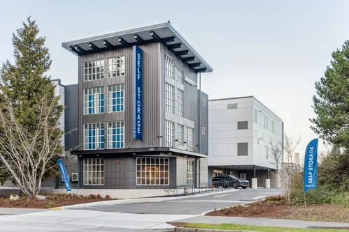 Harbor+Avenue+Self-Storage+-+21024_11.webp