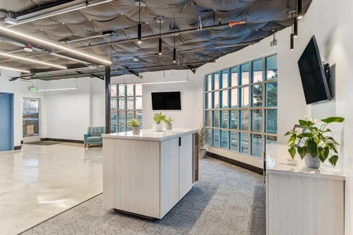 Harbor+Avenue+Self-Storage+-+21024_12.webp