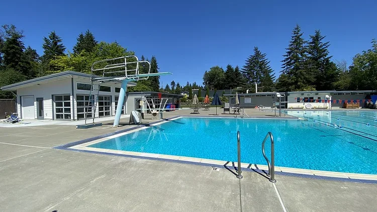ARBOR HEIGHTS SWIM &amp; TENNIS CLUB | Seattle, WA
