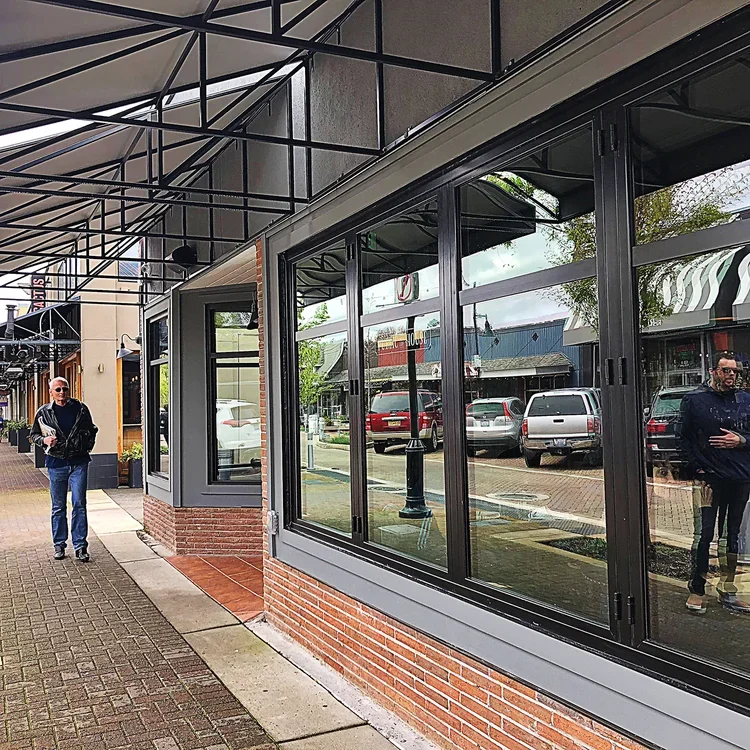 Enzos+Issaquah+-+19033_11.webp