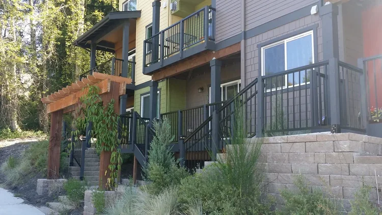 Redmond+Retreat+Townhomes+2.webp