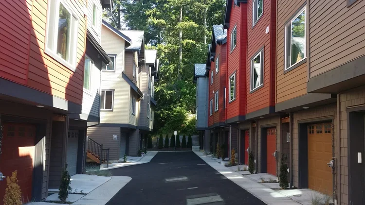 Redmond+Retreat+Townhomes+1.webp