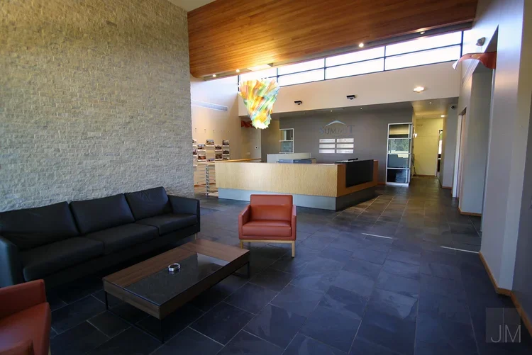 sUMMIT BELLEVUE.webp