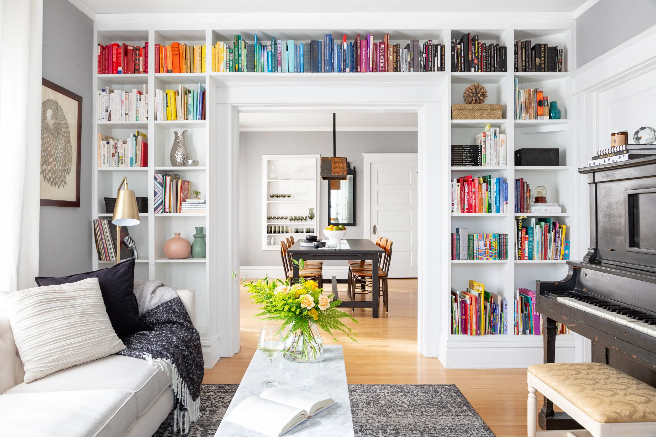 book shelf styling.jpg