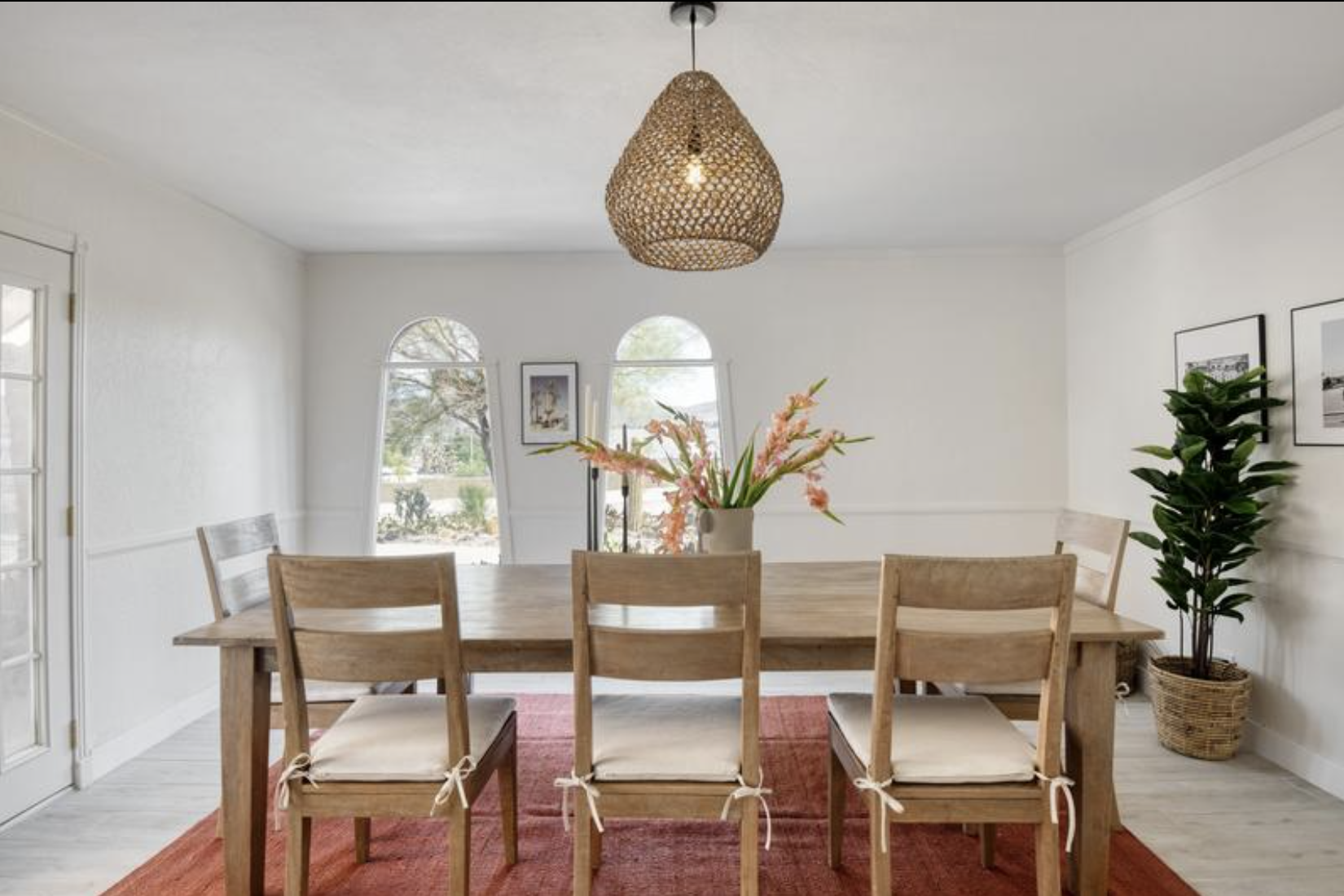 dining room interior design california.png