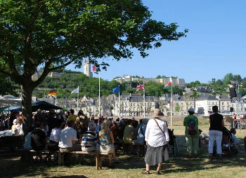 chinon.jpg