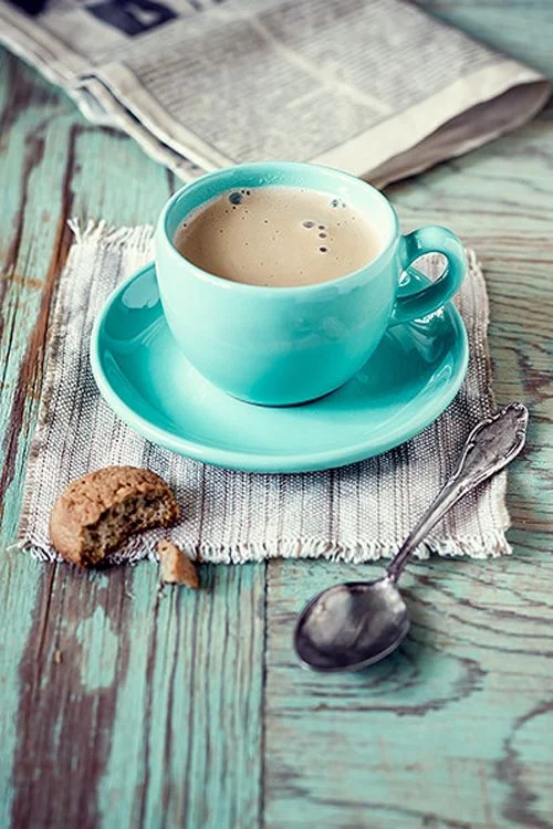 Enjoy a delicious, lightly sweetened, decaffeinated latte!