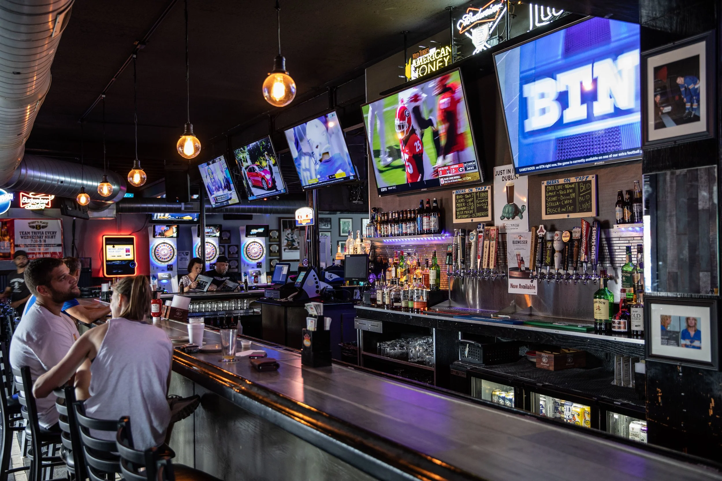 Bobby's Place Hampton.jpg