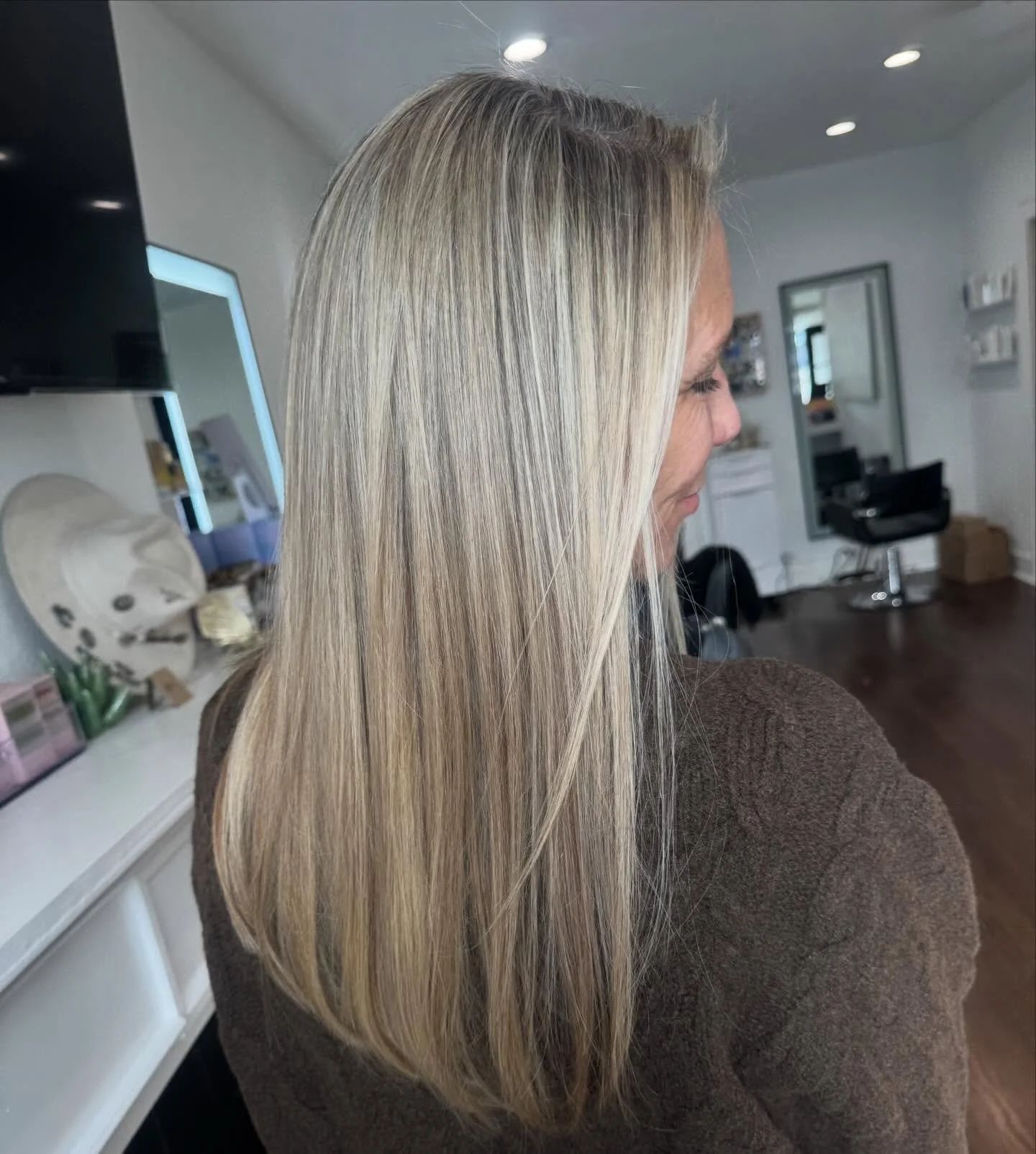Brighter and better ☀️🕶️

#fortworthhair #hair #salonlife #blonde