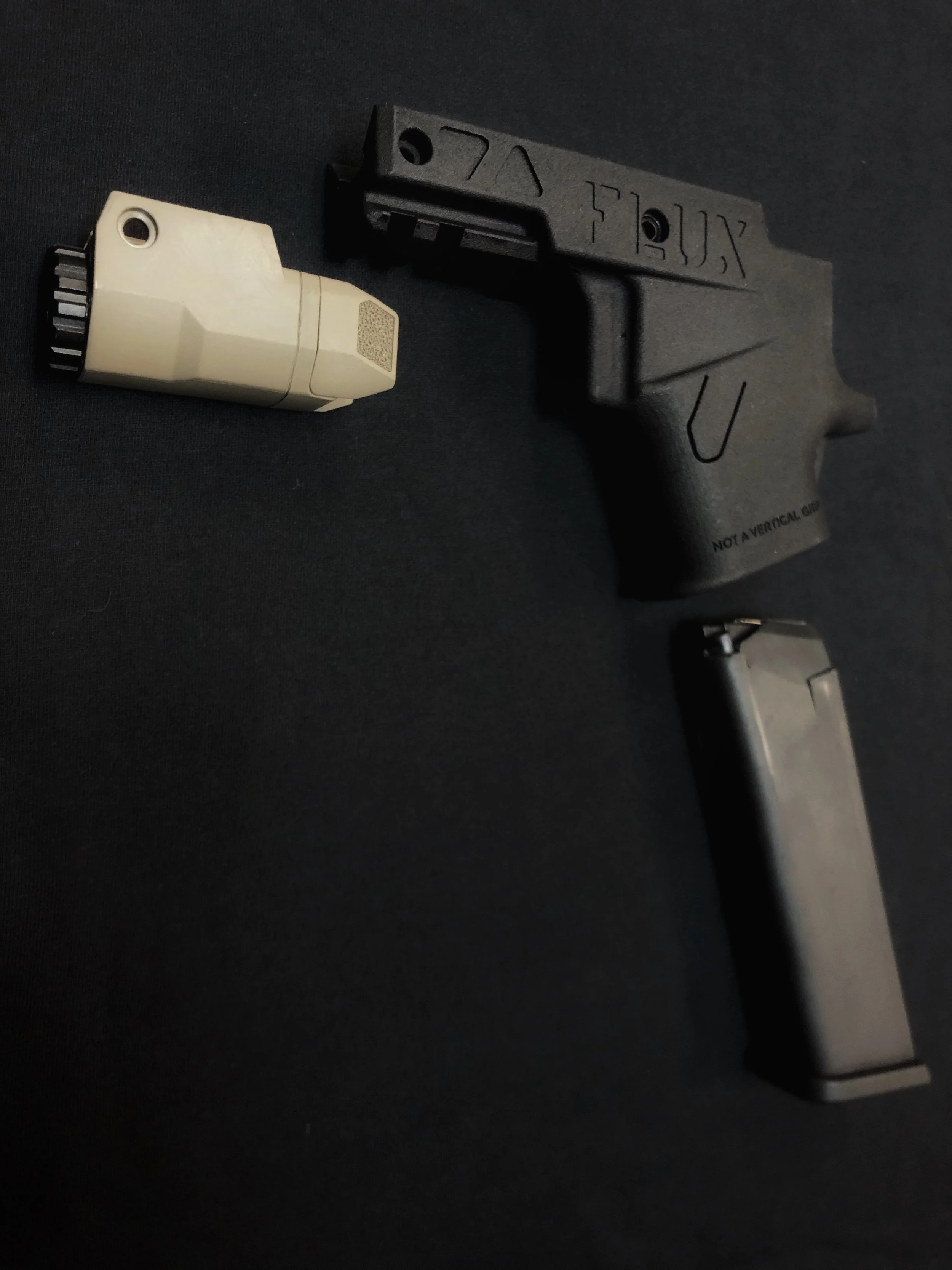 FLUX FLASHMAG RAIL PATENT PENDING.jpg