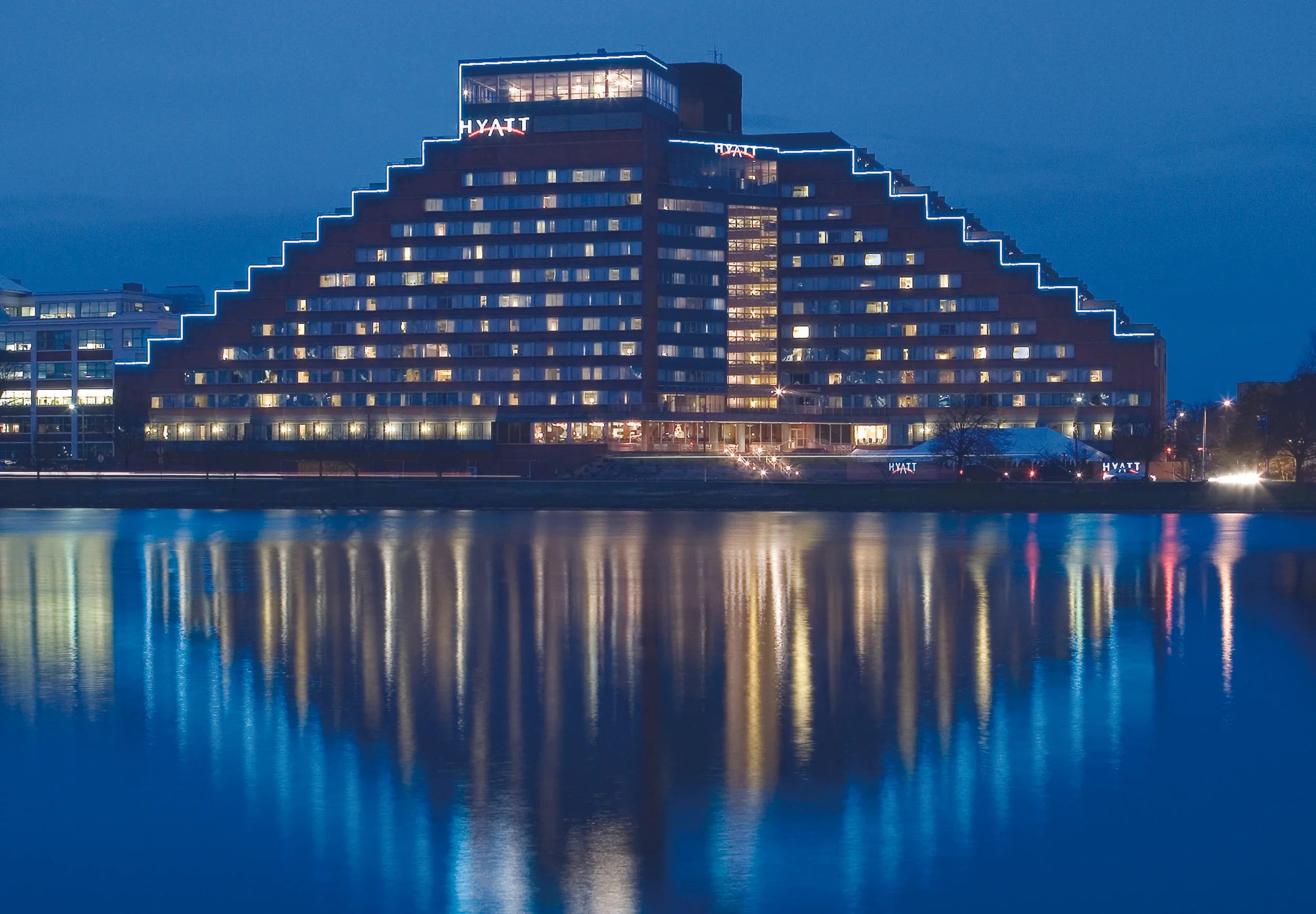 hyatt2.jpg