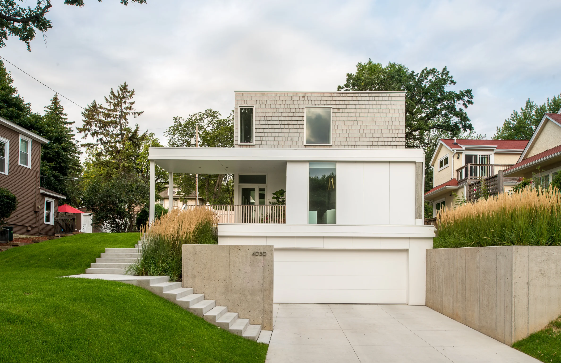 CHRISTIAN DEAN-ZENITH.jpg