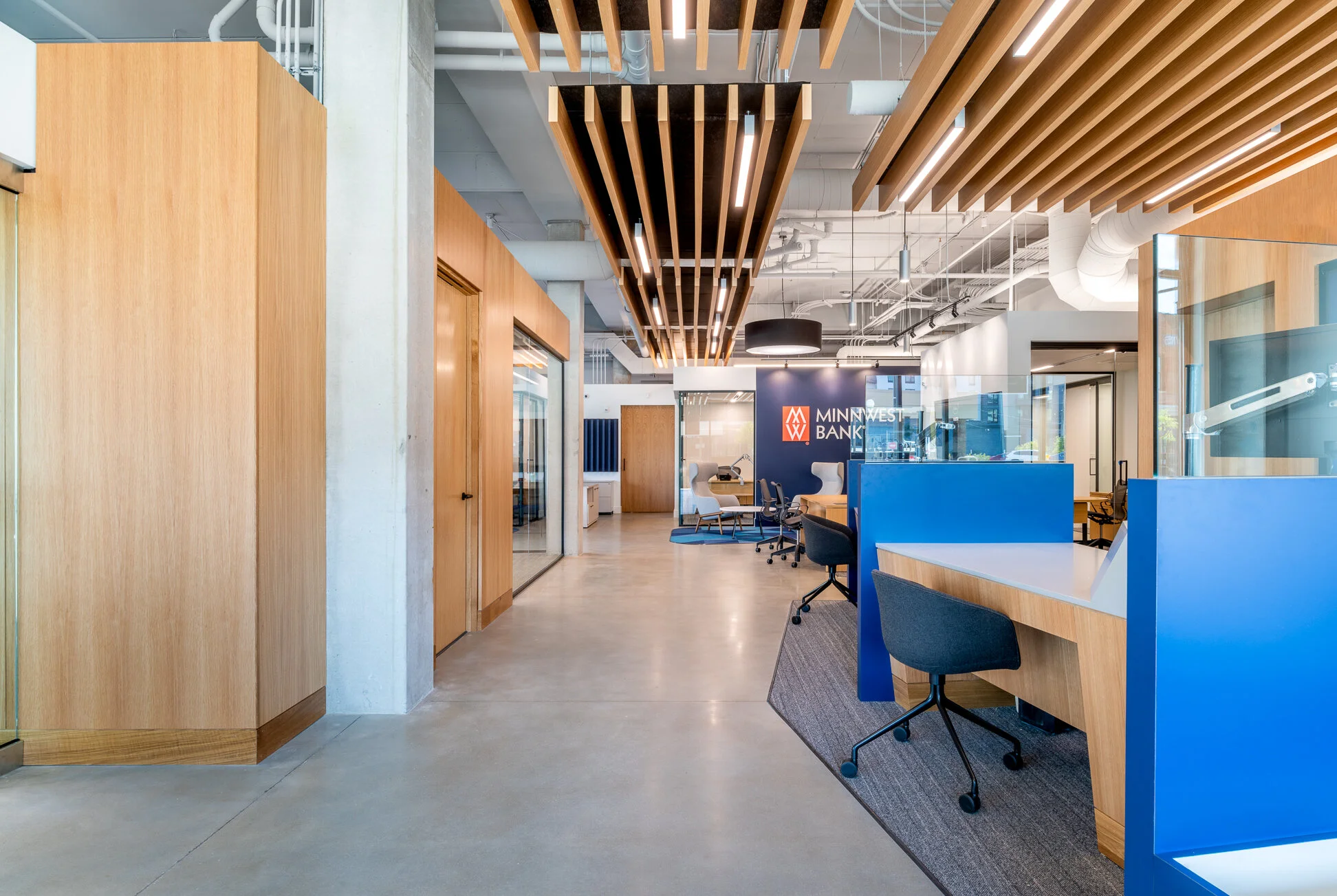 MINNWEST BANK_-615-Pano-Edit-2.jpg