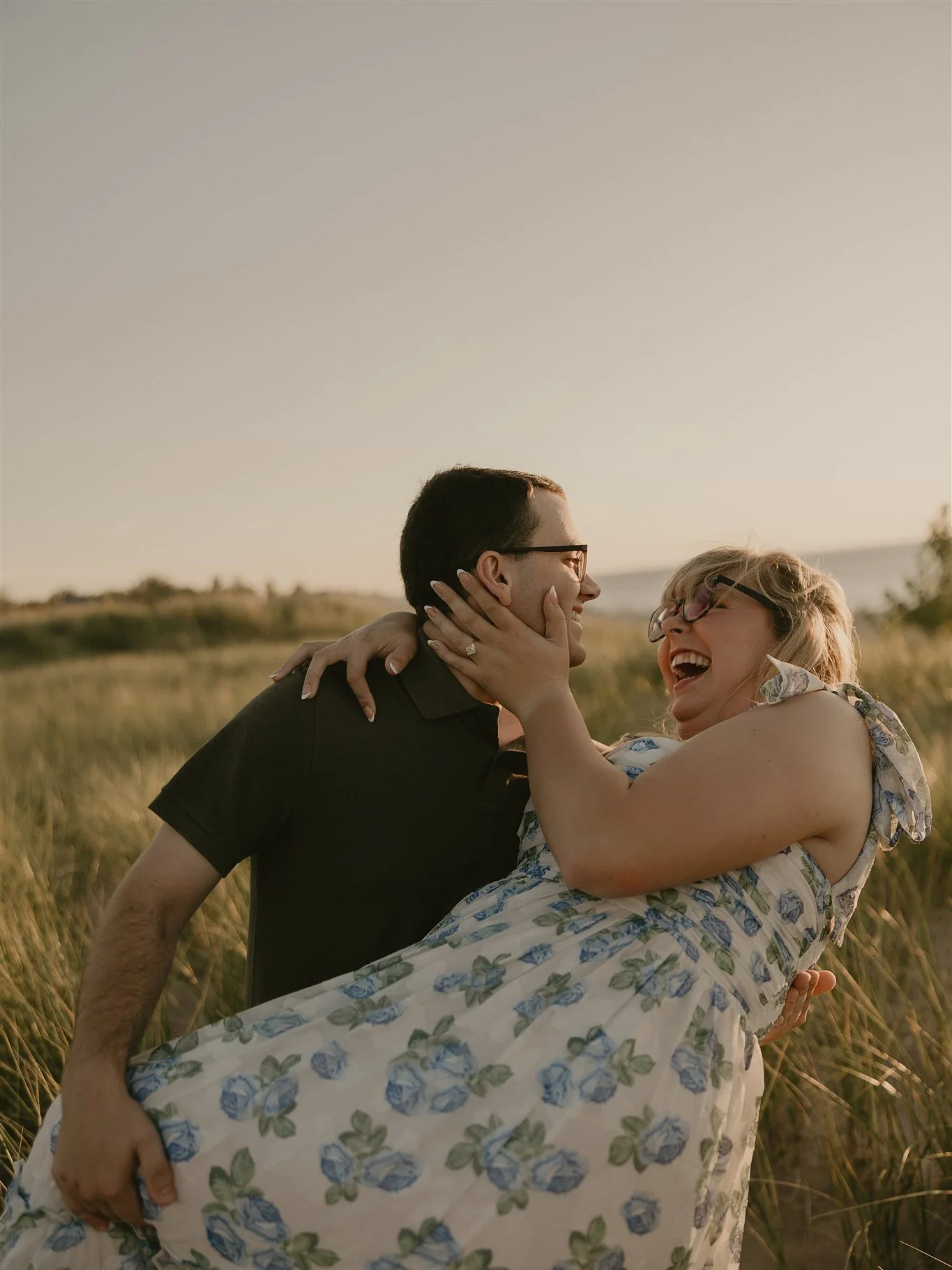 Ethan + Claire
___
#kalamazooweddingphotographer
#michiganweddingphotographer #theknot
#midwestphotographer #authenticlovemag
#junebugweddings #zolaweddings
#anotherwildstory
#grandrapidsweddingphotographer
#elopementphotographer